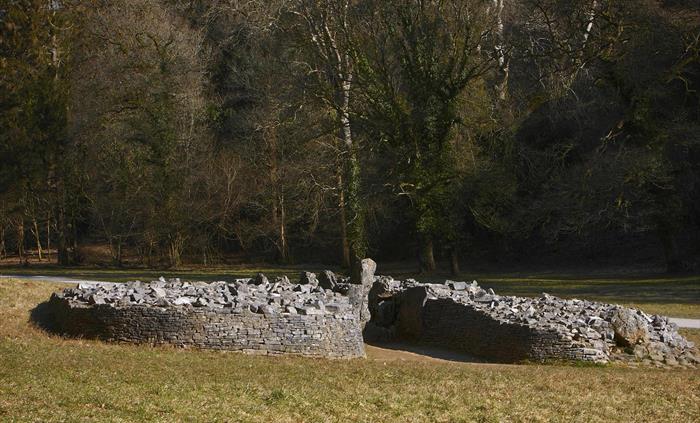 Parc le Breos Burial Chamber